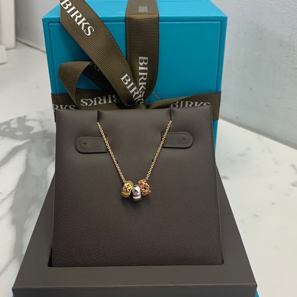 Birks Dare to Dream Three-Ring Tricolor Pendant - Picture 1 of 7